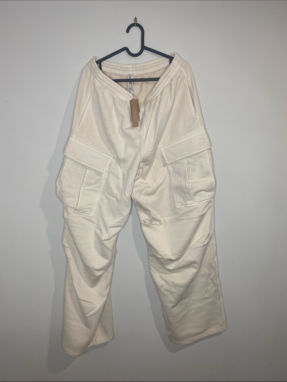 Skims bf fleece cargo sweatpants